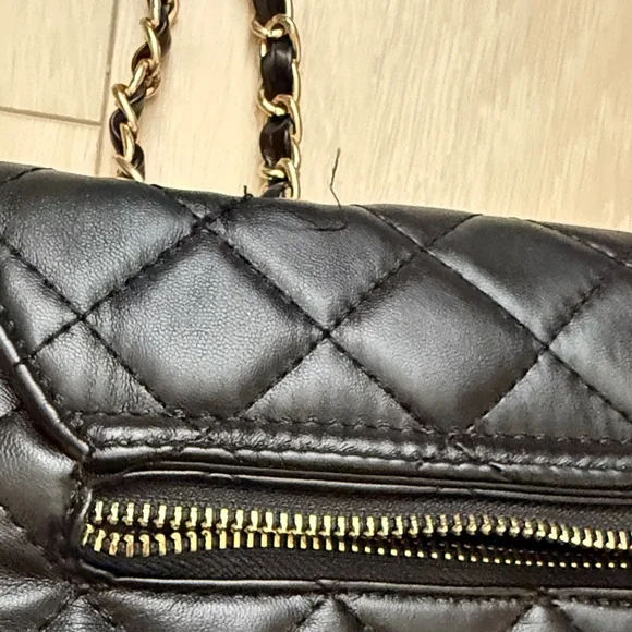 True Religion Black Quilted Shoulder Bag with Gold Accents - Picture 7 of 11